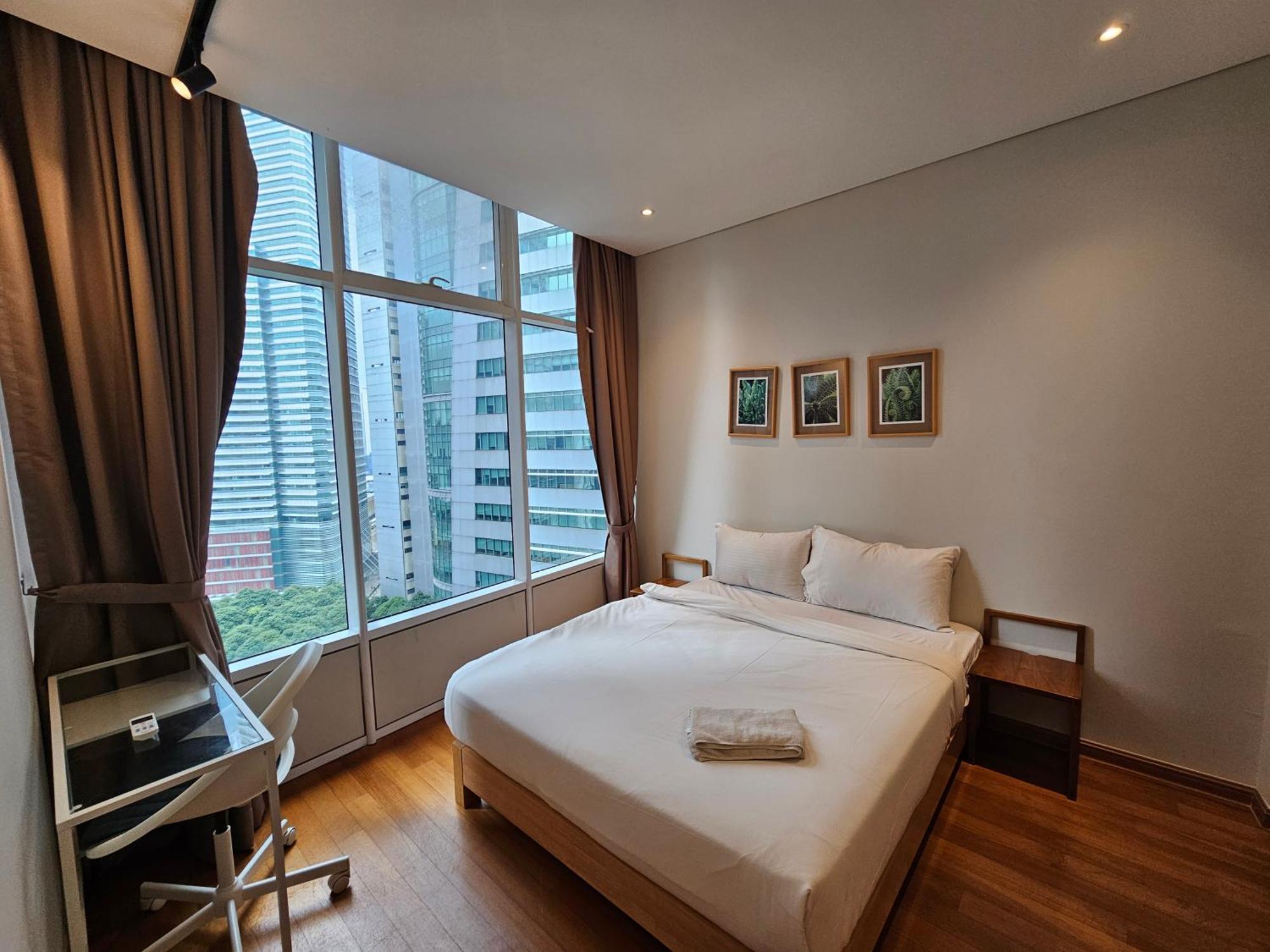 Sky Suites Klcc By Staylar Куала-Лумпур Экстерьер фото